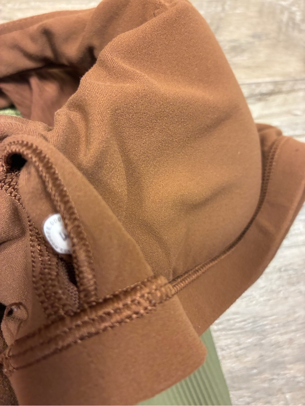 Lululemon 2 Cropped Ribbed Tank Tops Power Pivot Align - Picture 9 of 10